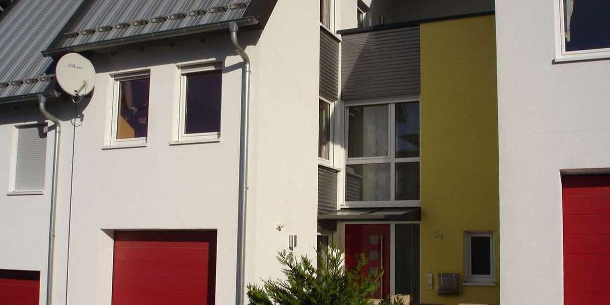 Einfamilienhaus Kaiserslautern - 6 Zimmer, 240 m&sup2;, 2.500&euro; | Angebot:26995337