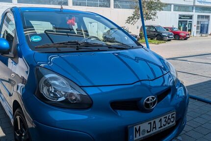 Toyota Aygo (X) 84.000 km 5.700 € München 81825