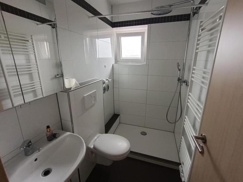 2-Zimmer-Wohnung 55 qm mit Balkon und Aufzug in Roding