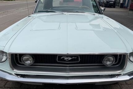 Ford Mustang 123.000 km 31.990 &euro; Meckenbeuren 88074