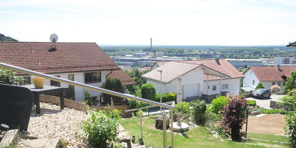 Einfamilienhaus Deggendorf - 7 Zimmer, 150 m&sup2;, 455.000&euro; | Angebot:25428159