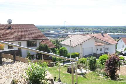 Haus Deggendorf - 7 Zimmer, 150 m&sup2;, 455.000&euro; | Angebot:25428159