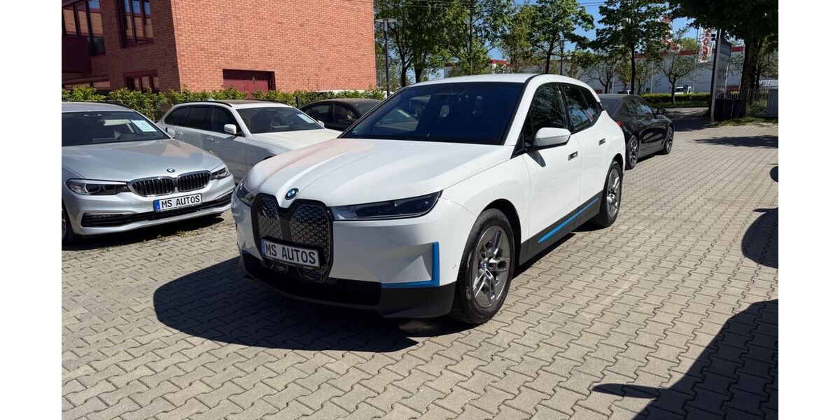 BMW iX 70.000 km 40.349 &euro; München 81243