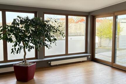 Haus Groß-Umstadt Umstadt - 9 Zimmer, 220 m&sup2;, 3.000&euro; | Angebot:25415646