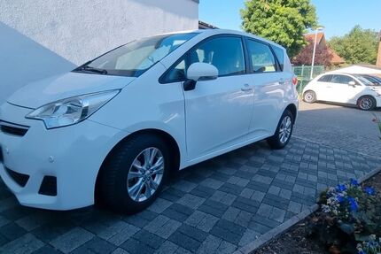 Toyota Verso-S 80.960 km 8.000 &euro; Schwerte 58239