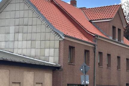 Haus Gützkow - 5 Zimmer, 220 m&sup2;, 159.000&euro; | Angebot:26284391