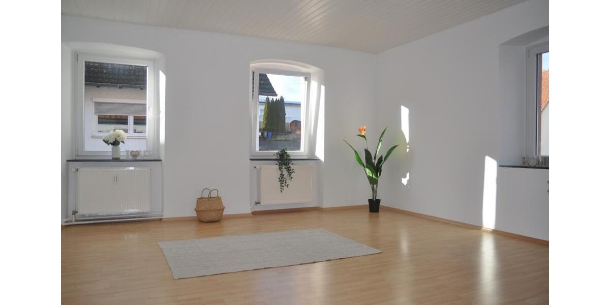 schöne helle 2-Zimmer Wohnung zentral Tauberbischofsheim 2 zimmer