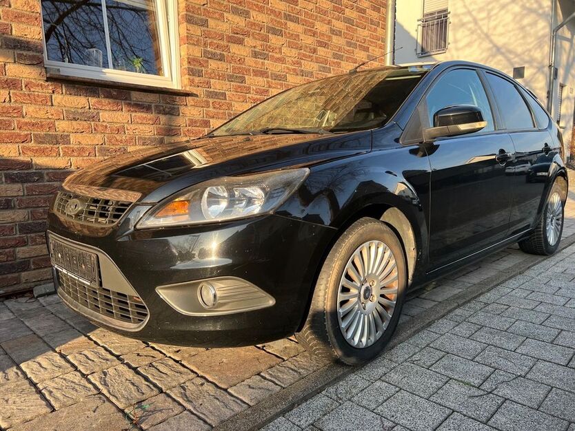 Ford Focus 185.000 km 3.350 € Elsdorf 50189