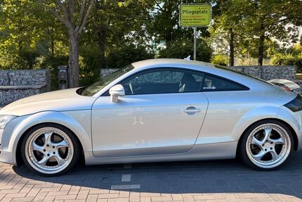 Audi TT 78.400 km 12.990 &euro; Magdeburg 39112