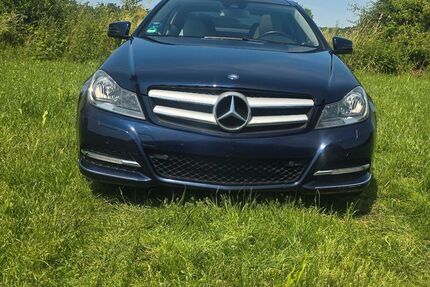 Mercedes-Benz C 250 103.600 km 22.100 &euro; Stuvenborn 24641