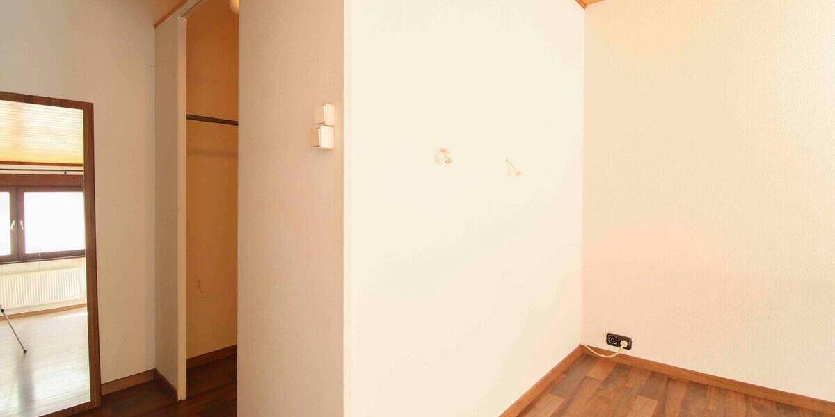 Etagenwohnung Frankfurt am Main Seckbach - 3 Zimmer, 94 m&sup2;, 495.000&euro; | Angebot:26344675