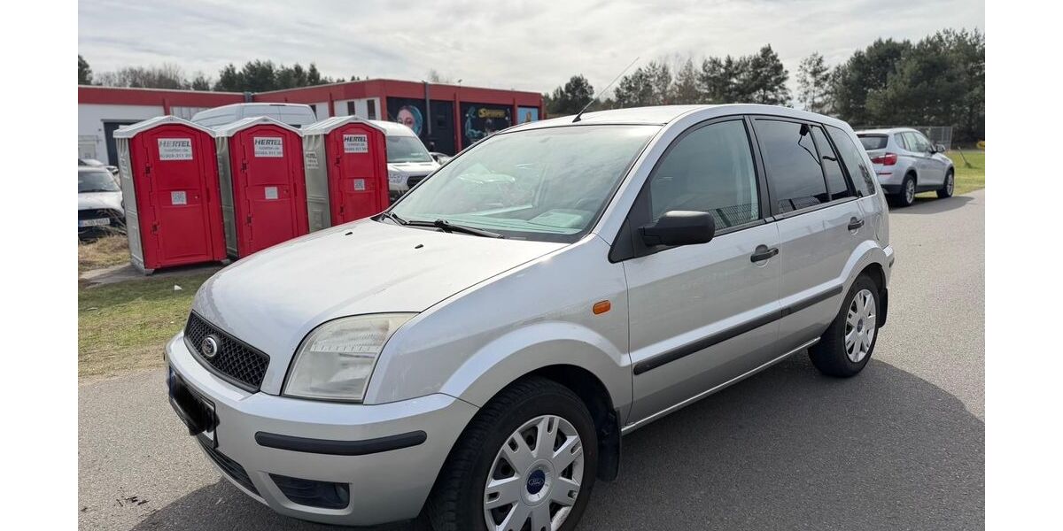 Ford Fusion 192.000 km 800 &euro; Velten 16727