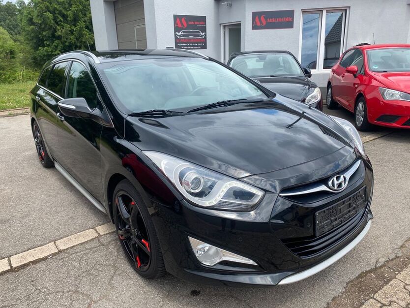 Hyundai i40 205.000 km 4.990 € Nalbach/Körprich 66809