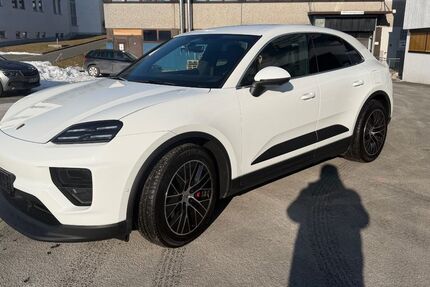 Porsche Macan 13.970 km 79.980 &euro; Pegnitz 91257