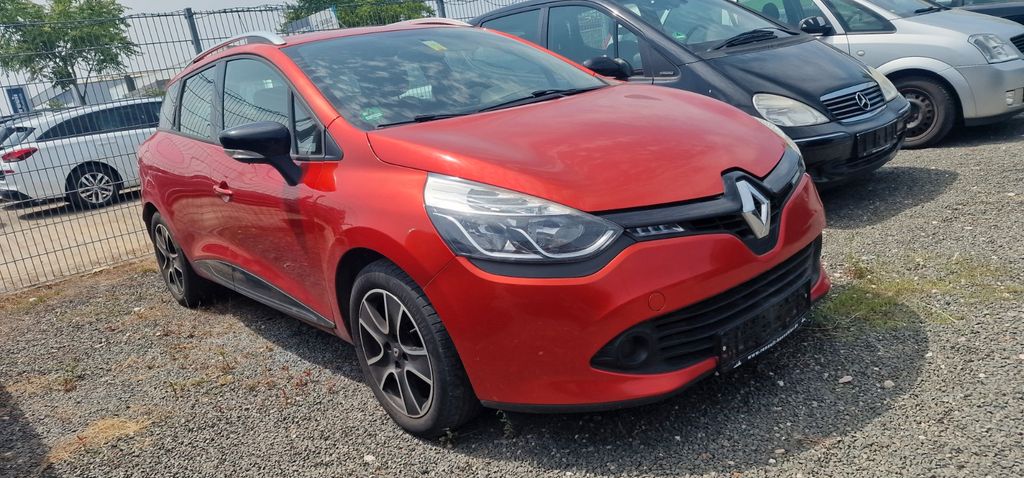 Renault Clio 130.000 km 5.990 &euro; Bad Kreuznach 55543