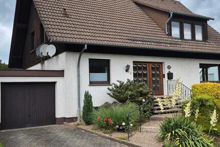 Haus Balve - 8 Zimmer, 241 m&sup2;, 399.000&euro; | Angebot:27160566
