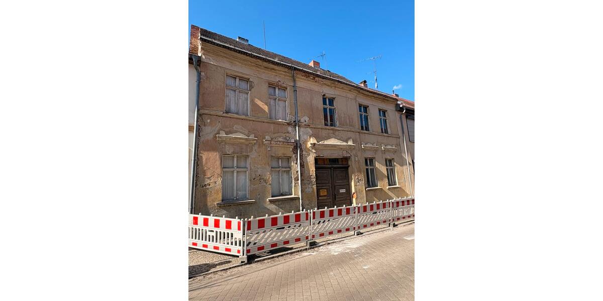 Mehrfamilienhaus, Wohnhaus Zehdenick - 8 Zimmer, 144 m&sup2;, 50.000&euro; | Angebot:26253206