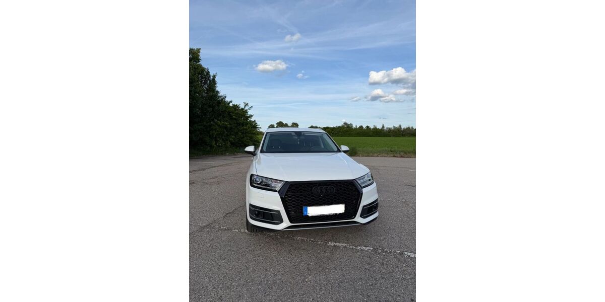 Audi Q7 82.000 km 35.900 &euro; Ingolstadt 85057
