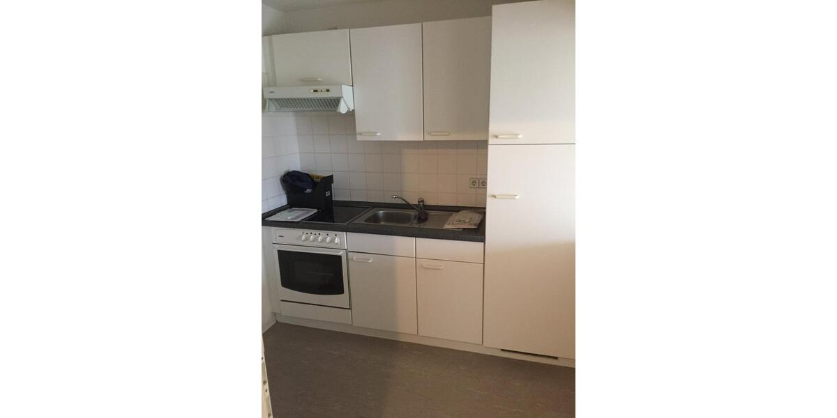 Dachgeschoßwohnung Halle (Saale) Damaschkestraße - 3 Zimmer, 61 m&sup2;, 520&euro; | Angebot:26386078