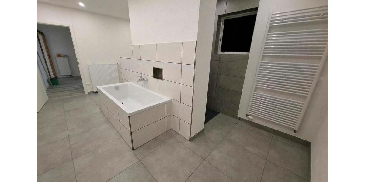 Erdgeschoßwohnung Kirn - 4 Zimmer, 125 m&sup2;, 813&euro; | Angebot:25965343