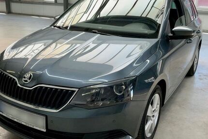Skoda Fabia 128.678 km 9.900 &euro; Mainz-Kastel 55252