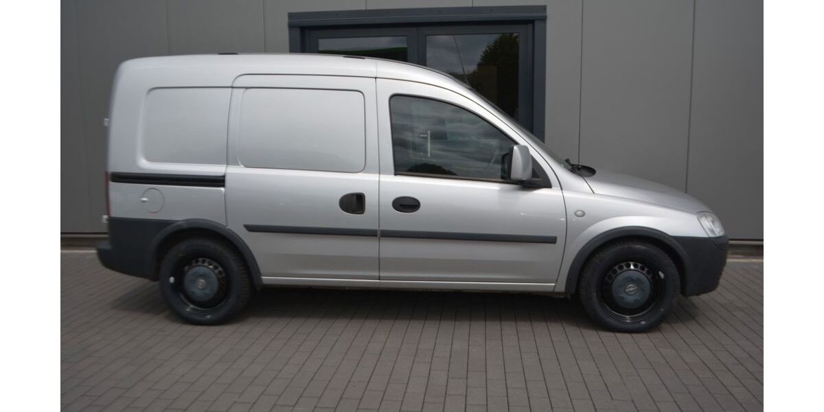 Opel Combo 200.000 km 4.999 &euro; Cuxhaven 27472