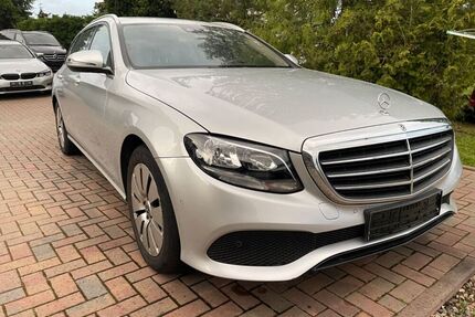 Mercedes E 220