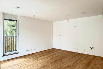 Moderne Neubau-3-Zimmer-Wohnung mit Balkon