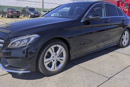 Mercedes-Benz C 250 126.233 km 18.900 &euro; Radebeul 01445