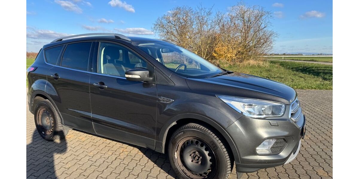 Ford Kuga 140.000 km 11.499 € Meckenheim 67149