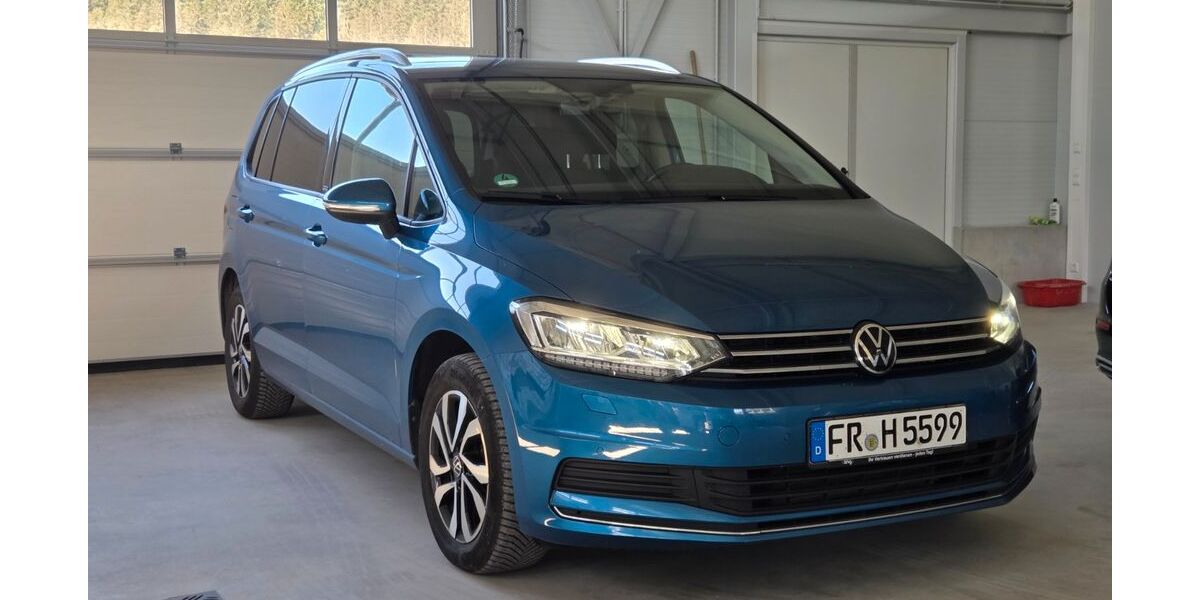 VW Touran 87.500 km 22.900 &euro; Titisee-Neustadt 79822