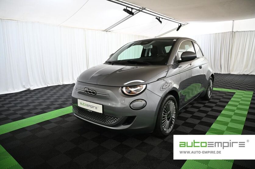 Fiat 500e 14.489 km 17.990 € Butzbach 35510
