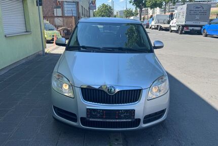 Skoda Fabia 200.323 km 2.200 &euro; Fürth 90763