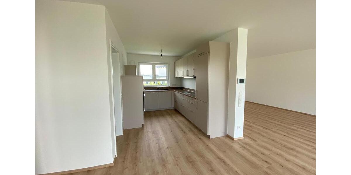Doppelhaushälfte Windorf - 4 Zimmer, 145 m&sup2;, 1.500&euro; | Angebot:25859621