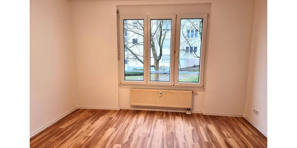 Etagenwohnung Bretten - 3 Zimmer, 83 m&sup2;, 980&euro; | Angebot:26677147