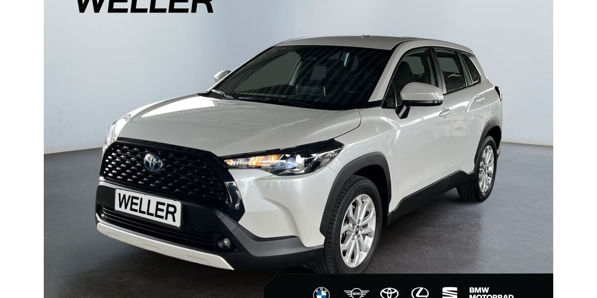 Toyota Corolla Cross 44.000 km 29.890 &euro; Leipzig 04347