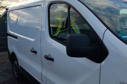 Renault Trafic 132.000 km 8.500 &euro; BONN 53121