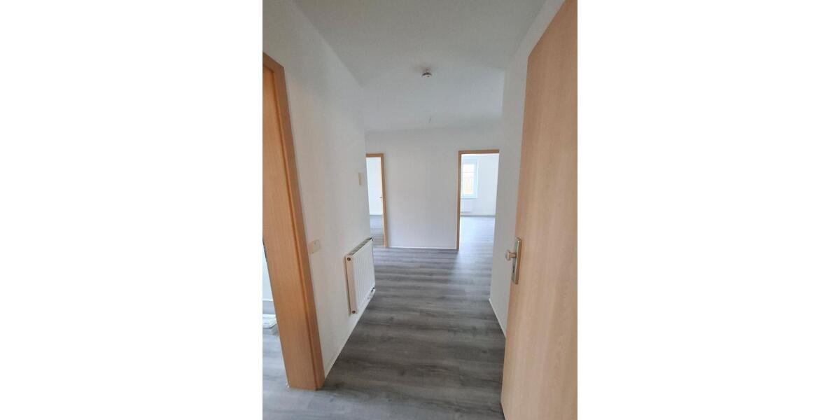 Etagenwohnung Marienberg - 3 Zimmer, 68 m&sup2;, 443&euro; | Angebot:25544779