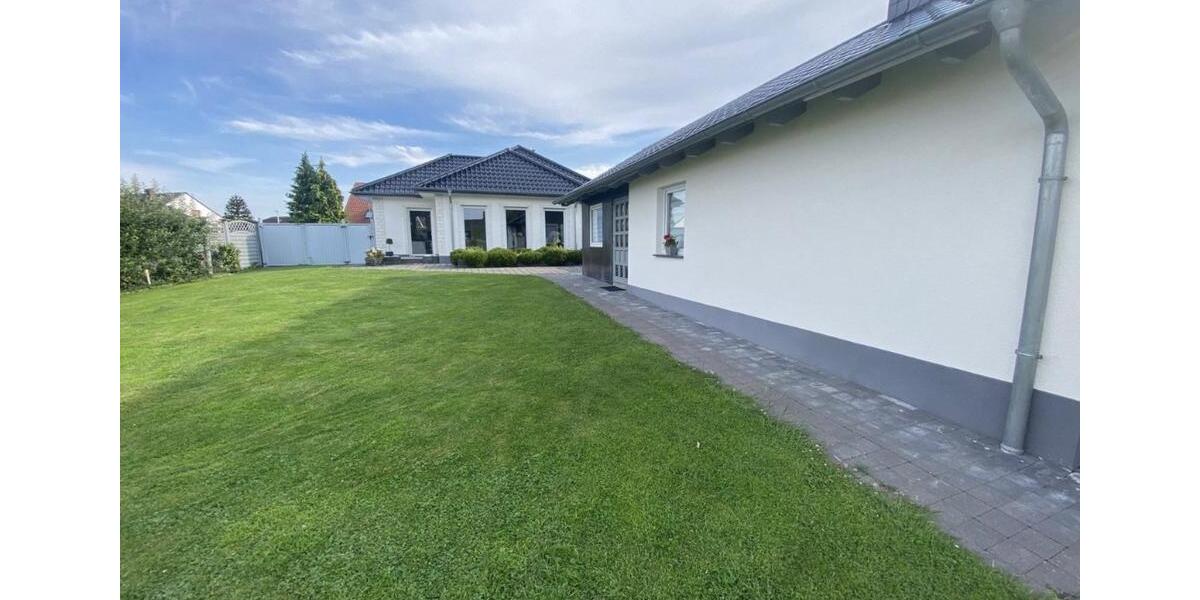 Bungalow Porta Westfalica - 5 Zimmer, 142 m&sup2;, 2.500&euro; | Angebot:25313042