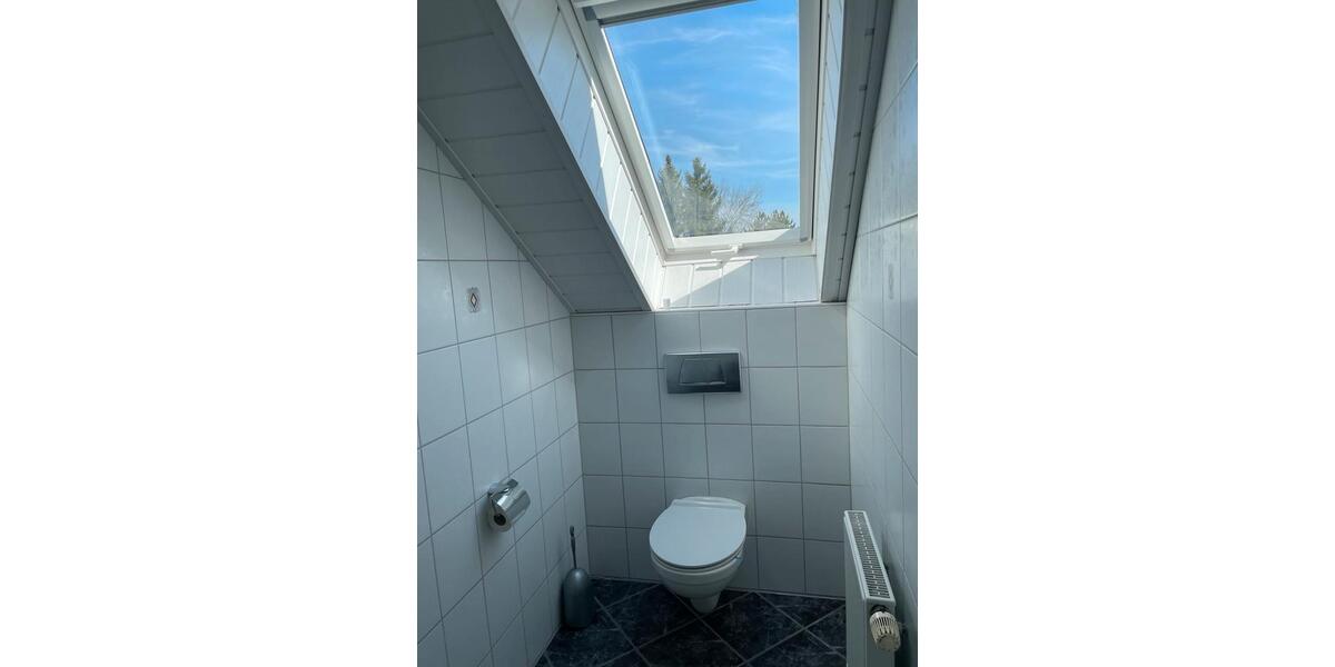 Dachgeschoßwohnung Ingolstadt Münchener Straße - 4 Zimmer, 122 m&sup2;, 1.190&euro; | Angebot:25440117