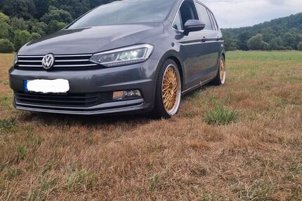 VW Touran 233.000 km 11.900 &euro; Wadern 66687