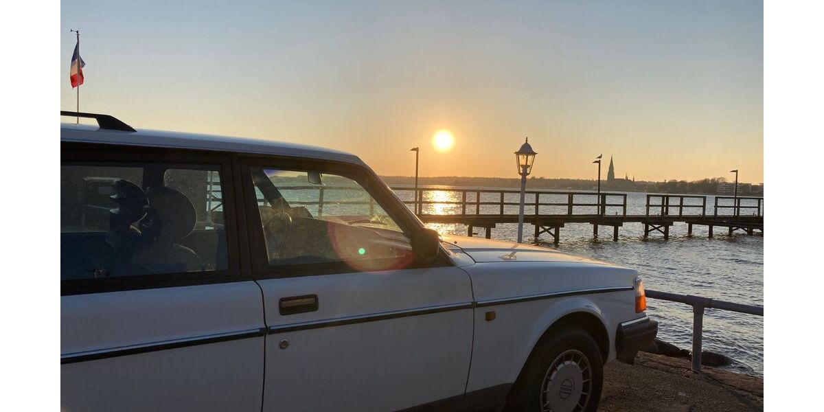 Volvo 245 265.000 km 8.950 &euro; Tümlauer Koog 25881