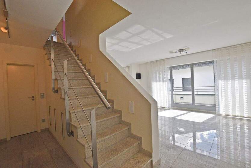 Moderne Penthouse-Maisonette-Wohnung in Essen-Bredeney 4 zimmer