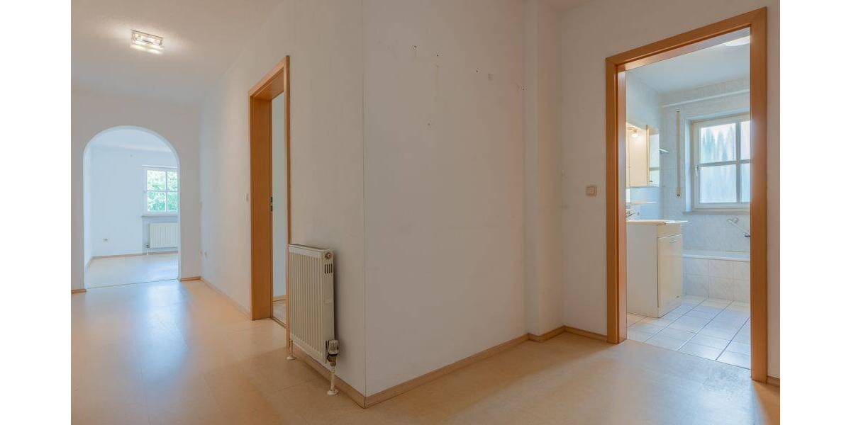 Etagenwohnung Salzweg Straßkirchen - 3 Zimmer, 84 m&sup2;, 206.000&euro; | Angebot:26876050
