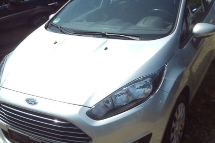 Ford Fiesta 195.000 km 3.200 &euro; Limbach-Oberfrohna 09212