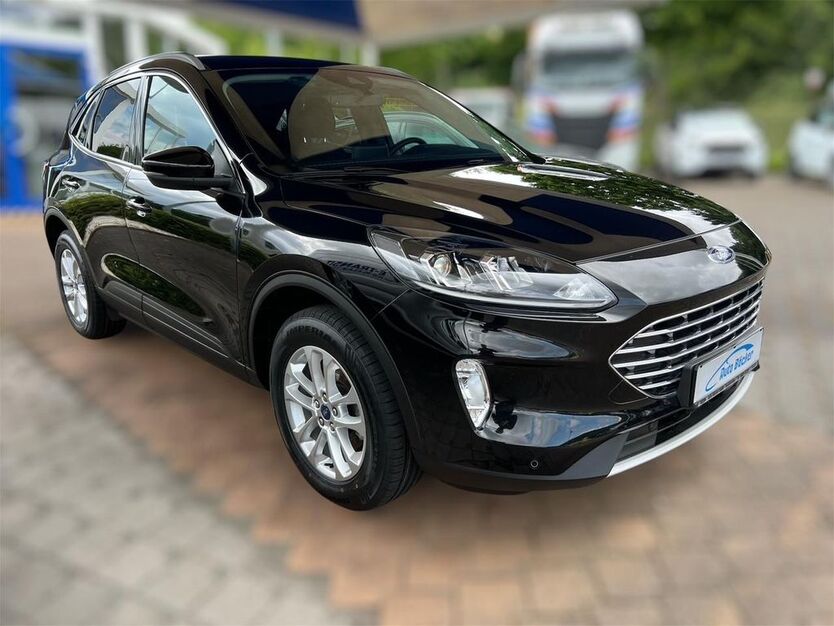 Ford Kuga 26.300 km 23.990 € Neunkirchen 66539