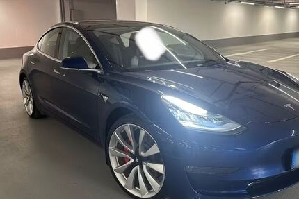 Tesla Model 3 160.000 km 19.500 &euro; Dillingen an der Donau 89407