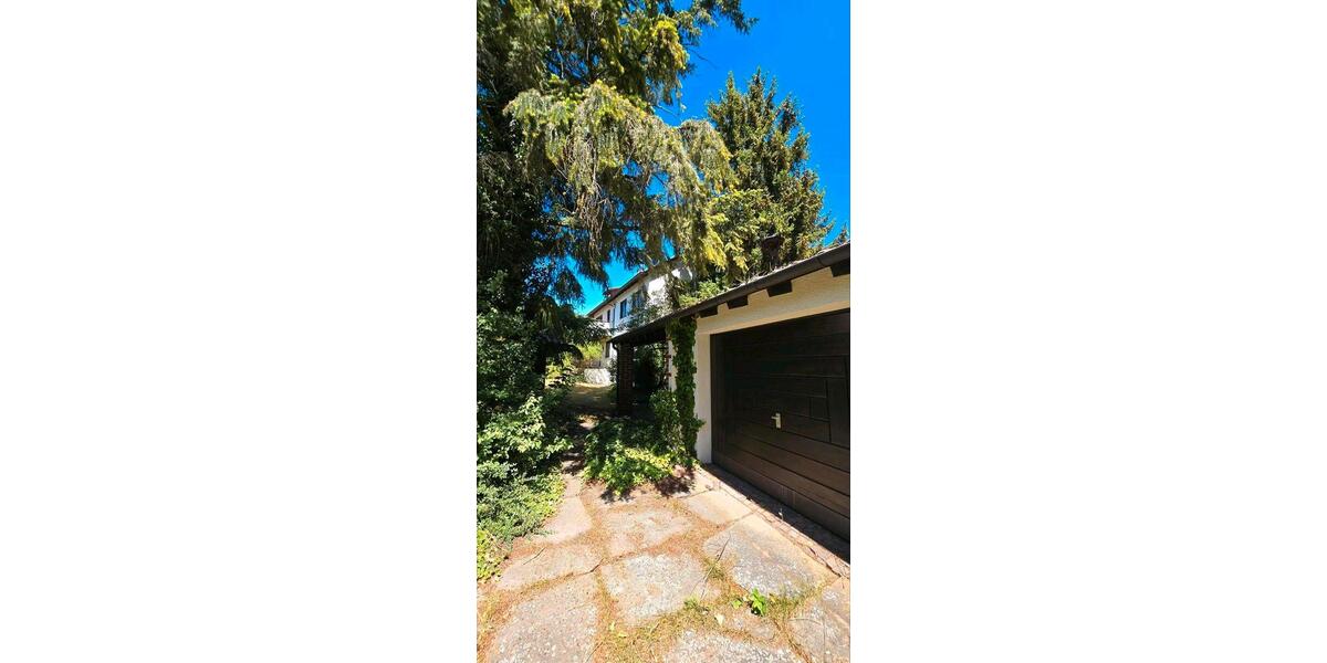 Reihenhaus Trossingen - 8 Zimmer, 192 m&sup2;, 490.000&euro; | Angebot:26906853