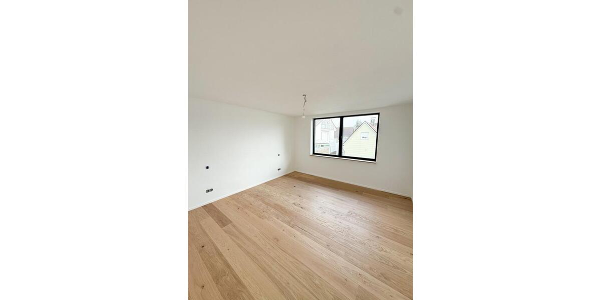 Terrassenwohnung Ismaning - 3.5 Zimmer, 100 m&sup2;, 2.200&euro; | Angebot:25951805