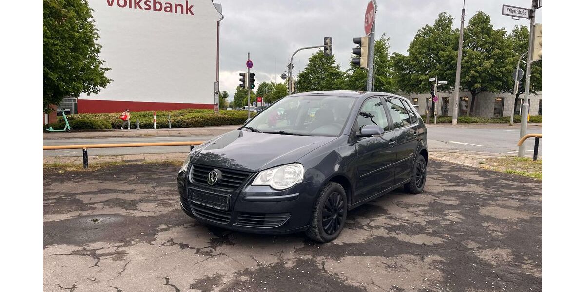 VW Polo 129.700 km 3.690 &euro; Herford 32049